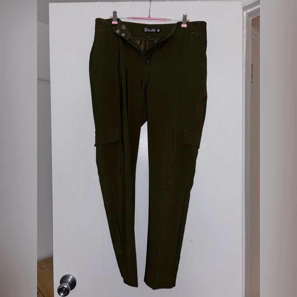 7th Avenue NY&CO Dark Green Cargo Pants